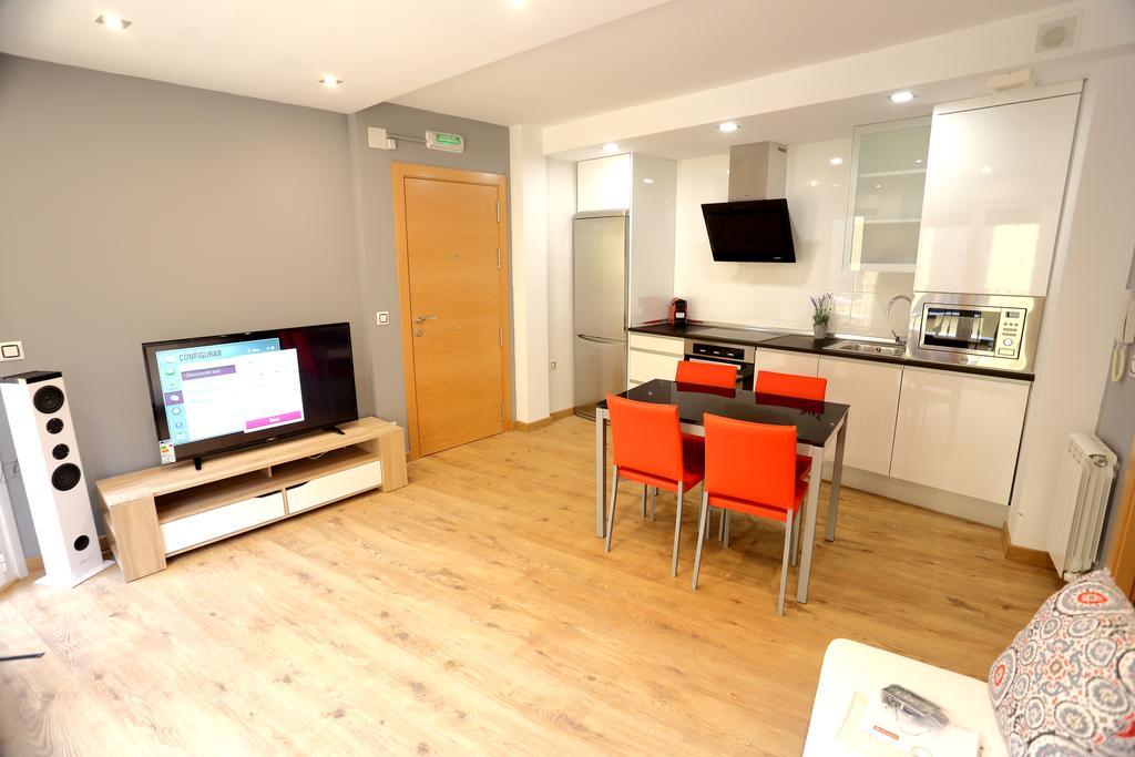 Apartamentos Amaiur 2 エステーリャ エクステリア 写真