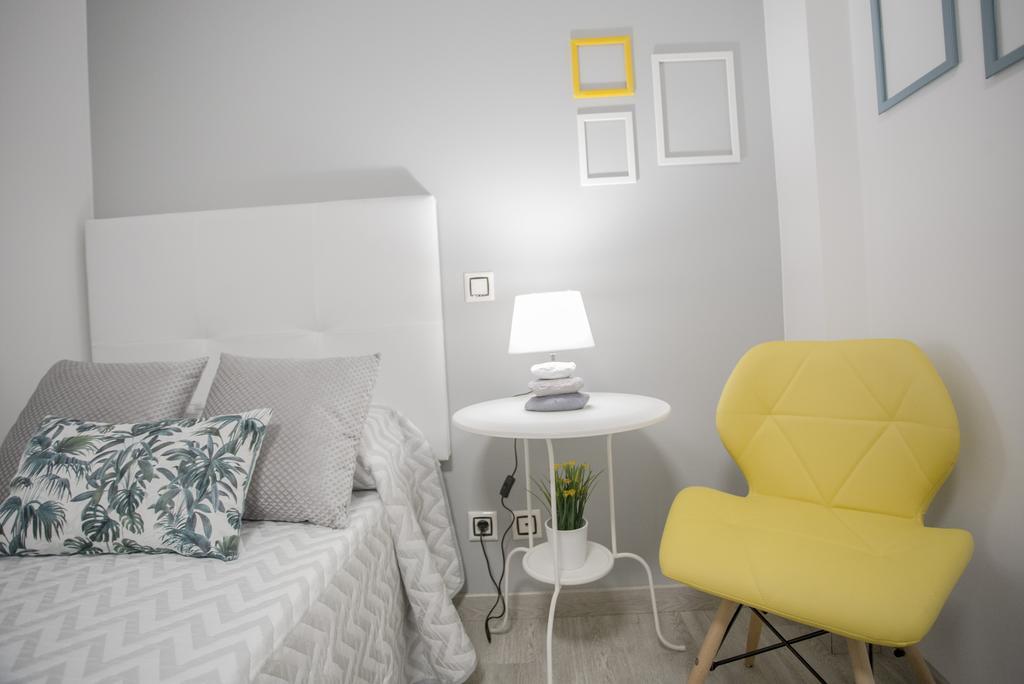 Apartamentos Amaiur 2 エステーリャ エクステリア 写真